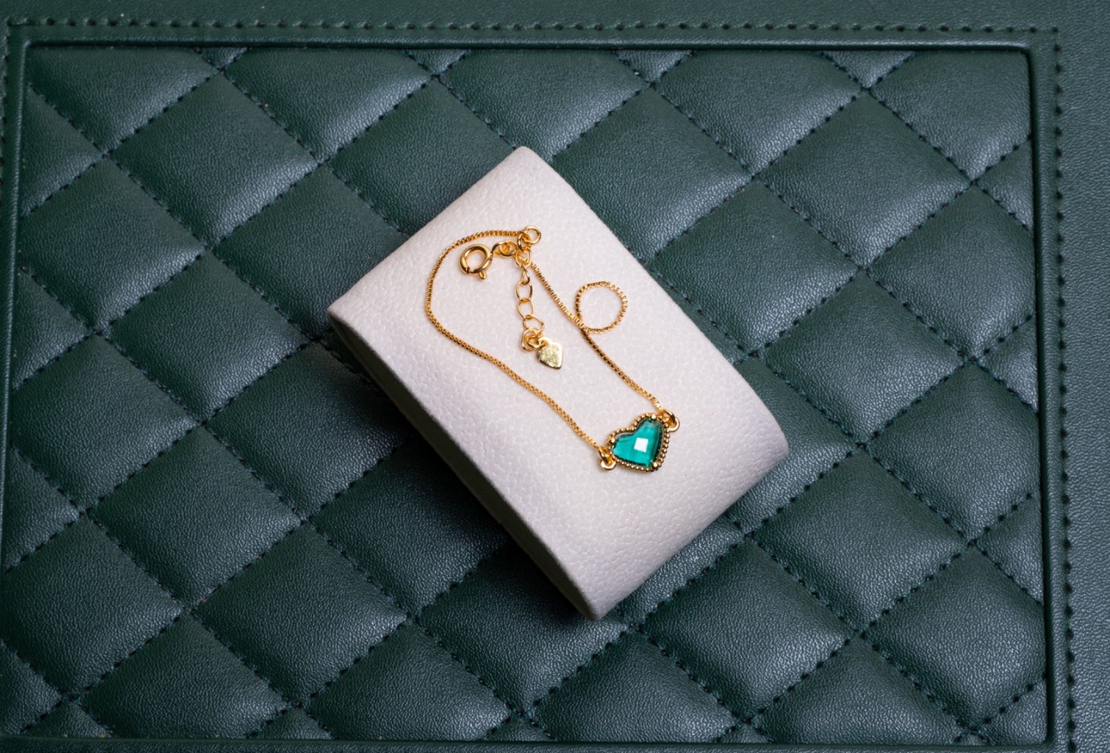 Pulseira Coração de Cristal Banhada a Ouro 18k – Vittani